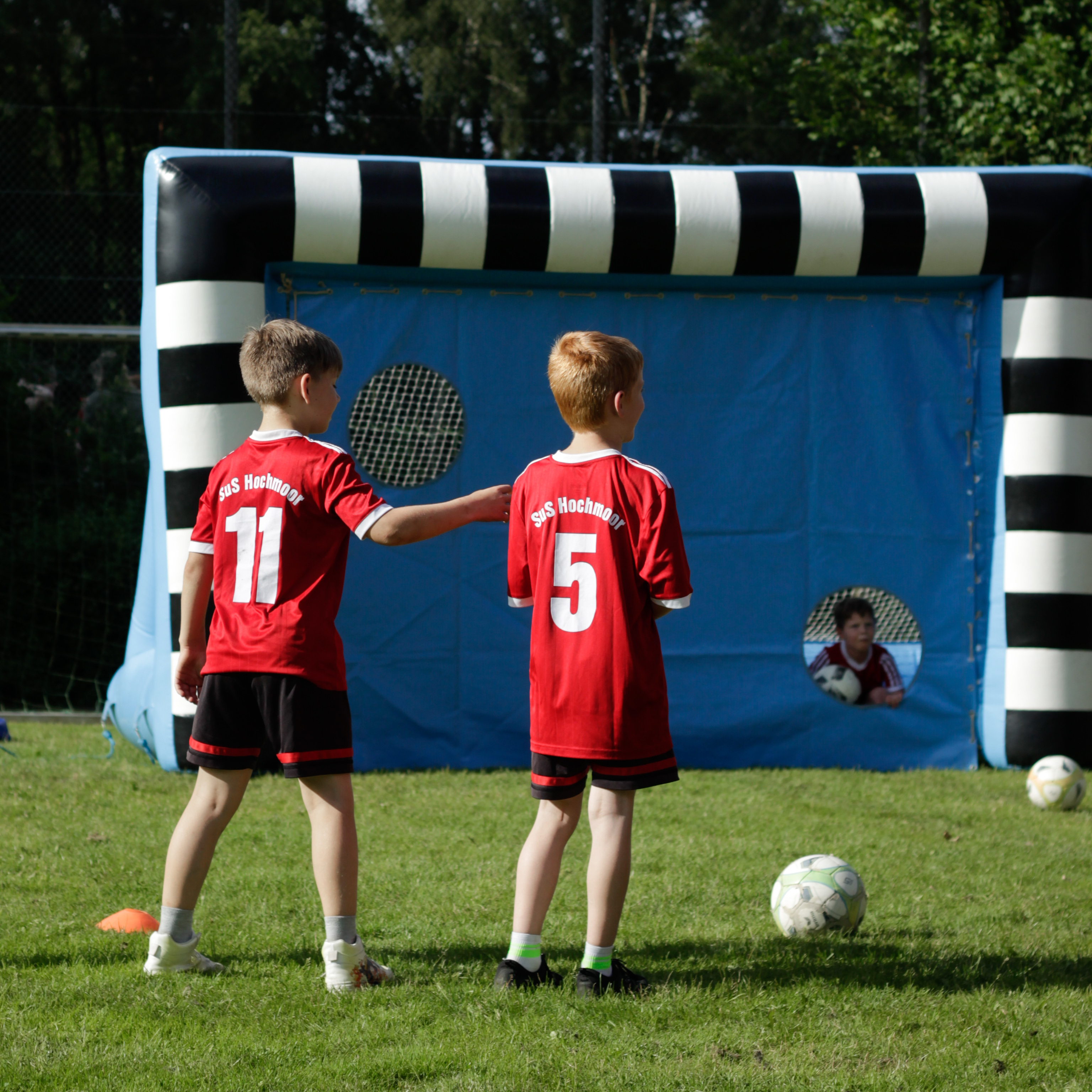 Sportanlage in Hochmoor aus Vogelperspektive